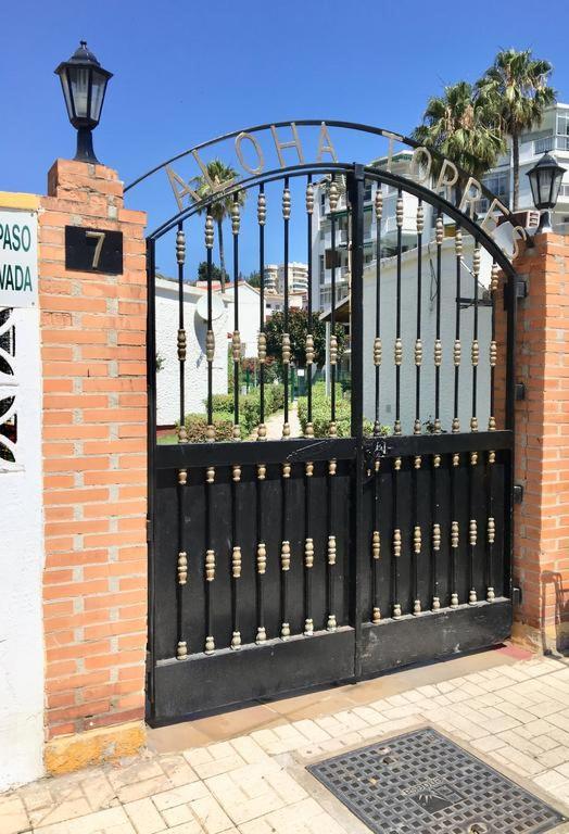Arpa De Treboles - Carihuela Views! Apartment Torremolinos Luaran gambar