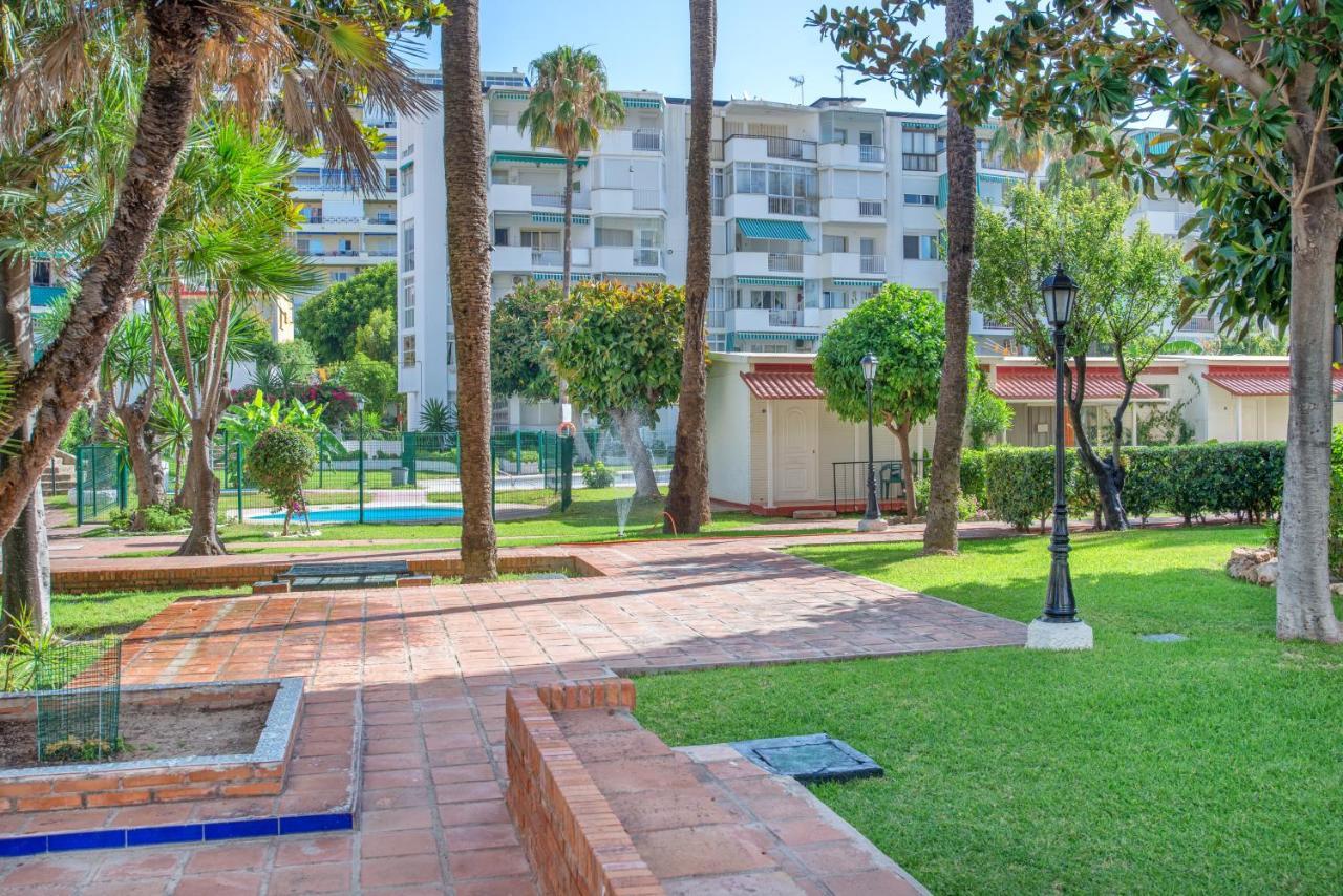 Arpa De Treboles - Carihuela Views! Apartment Torremolinos Luaran gambar