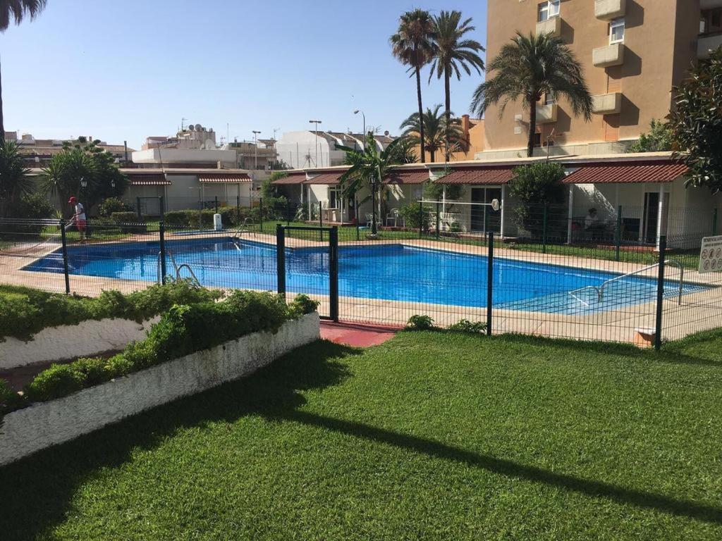 Arpa De Treboles - Carihuela Views! Apartment Torremolinos Luaran gambar