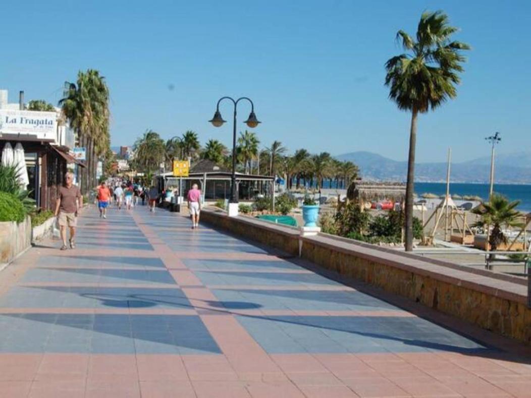 Arpa De Treboles - Carihuela Views! Apartment Torremolinos Luaran gambar