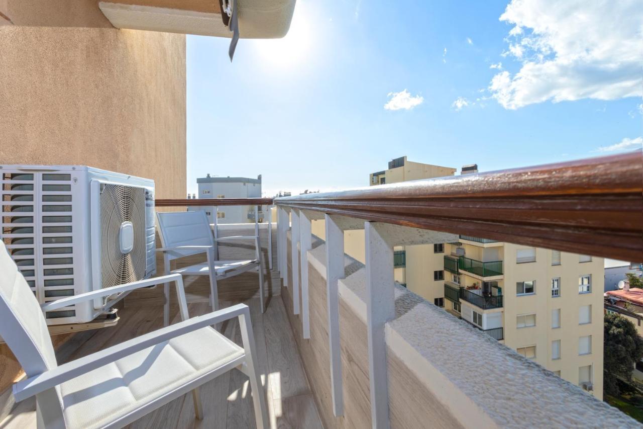 Arpa De Treboles - Carihuela Views! Apartment Torremolinos Luaran gambar