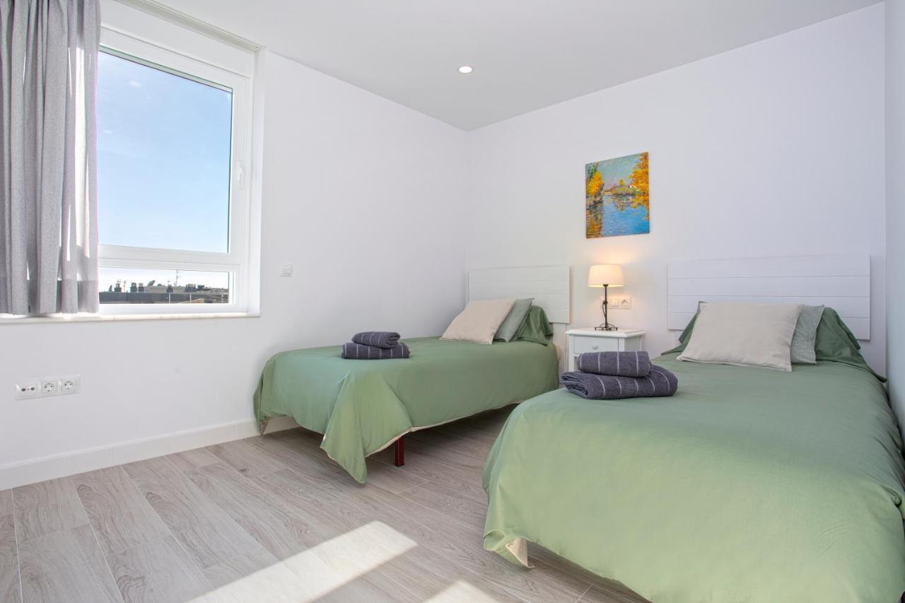 Arpa De Treboles - Carihuela Views! Apartment Torremolinos Luaran gambar